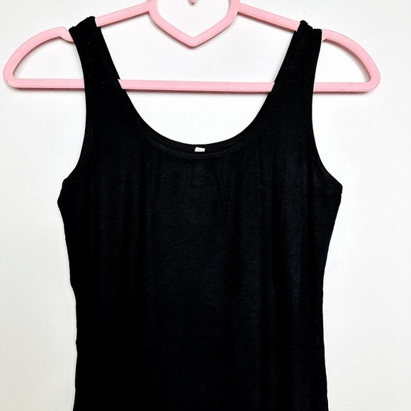Lulus NWT Staple Style Ribbed Knit Scoop Neck Tank Top Dusty Black Size Large - Picture 3 of 7